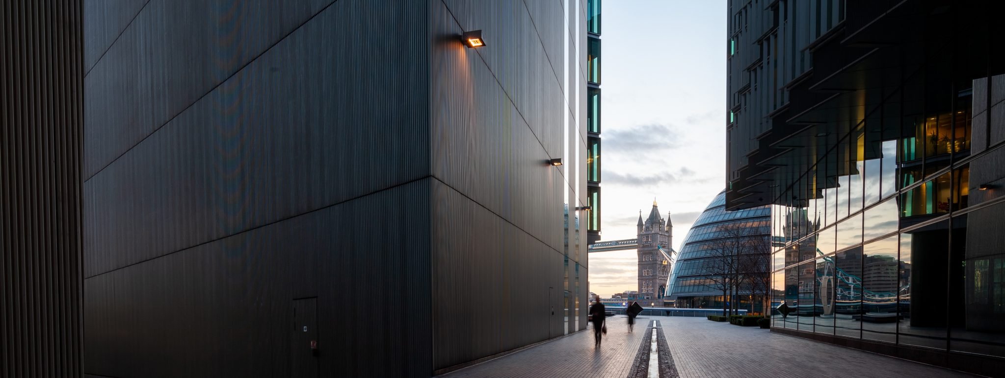 Path to Tower Bridge and Tower of London, Sunrise, London,